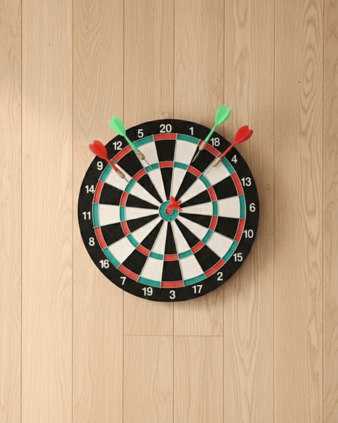 17 İnç Dart Tahtası Şık Tasarım Dayanıklı Yapı ve Dart Oku Hediyeli
