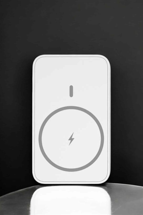 Magsafe Kablosuz Batarya Yüksek Performanslı Manyetik Tasarım Hızlı Şarj