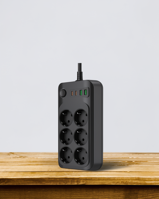 Termal Korumalı 2500W 6’lı Priz USB ve Type-C Çıkışlı