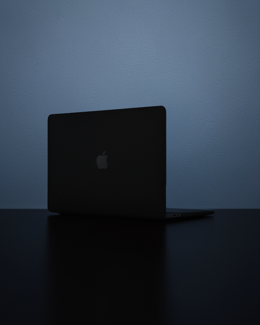 Apple Macbook Pro 14.2 2021 Macbook Buzlu Kapak - Siyah